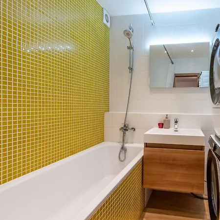 Luxury Modern Near The Metro - 10 Minutes To The Center *