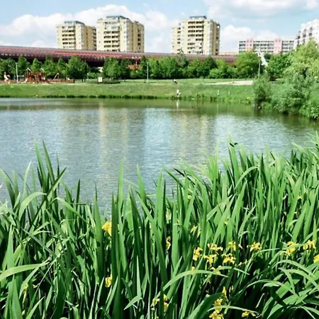 شقة Luxury Modern Near The Metro - 10 Minutes To The Center براغ