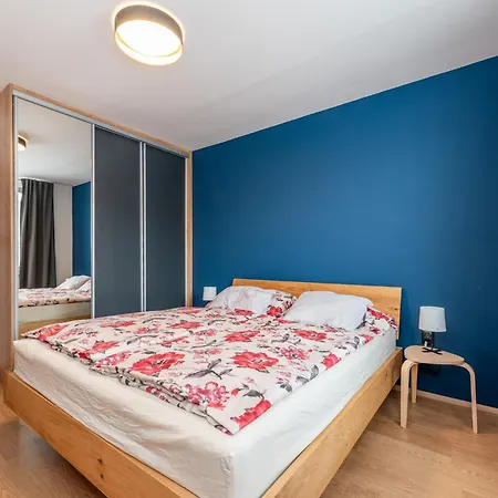 Luxury Modern Near The Metro - 10 Minutes To The Center